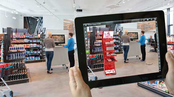 Im Knowledge-Center haben Besucher die Möglichkeit, mit den bereitgestellten Tablets die App zu testen und für die hinterlegten Displays den optimalen Standort zu definieren. So hilft Augmented Reality, neue Displays oder Verpackungen virtuell in die reale Umgebung einzufügen.