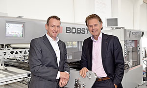 Bobst Meerbusch hat seine Geschäftsführung neu geordnet: Dirk Corsten (links im Bild) und Dick van Bruggen