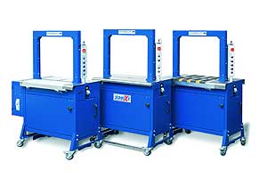 Die drei Varianten Tisch, Band und Rollen der Umreifungsmaschine EvolutionMP-6 sind mit dem vereinheitlichten Standard-6 Bandweg ausgestattet und umreifen mit der Ultraschalltechnologie SoniXs effizient und emissionsarm.