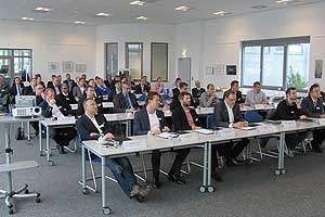 Rund 50 Kunden und Geschäftspartner folgten der Einladung zur ersten Hausmesse der Mosca GmbH „End of Line Packaging in der Logistik“.