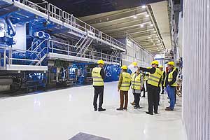 Die neue Faltschachtelkartonmaschine besitzt eine Kapazität von 400.000 jato.