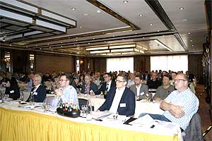 Mit 130 Teilnehmern war der Saal zur 10. Lebensmittelverpackungstagung bis auf den letzten Platz belegt.